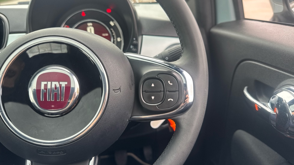 Fiat 500 1.0 Mild Hybrid Top 3dr Petrol Hatchback - Image 18
