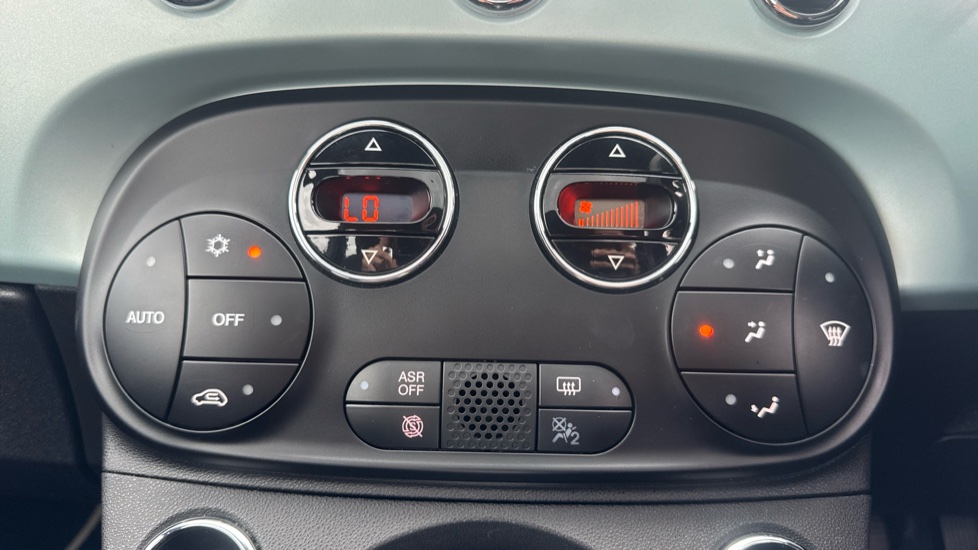 Fiat 500 1.0 Mild Hybrid Top 3dr Petrol Hatchback - Image 19