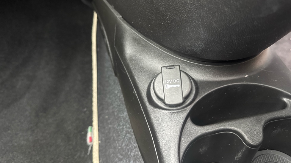 Fiat 500 1.0 Mild Hybrid Top 3dr Petrol Hatchback - Image 26