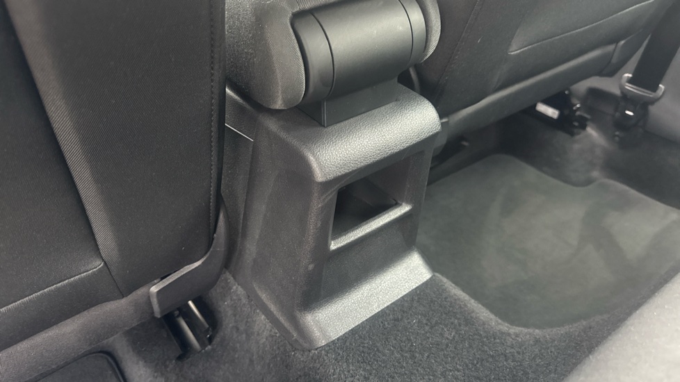 Audi Q2 30 TFSI Technik 5dr Petrol Estate - Image 32