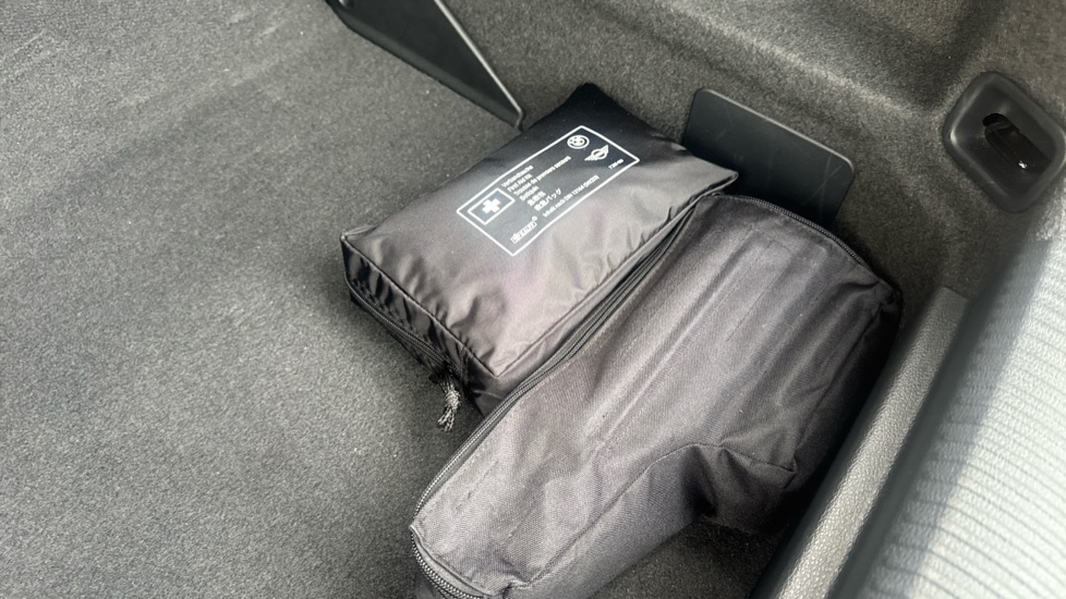 Audi Q2 30 TFSI Technik 5dr Petrol Estate - Image 33