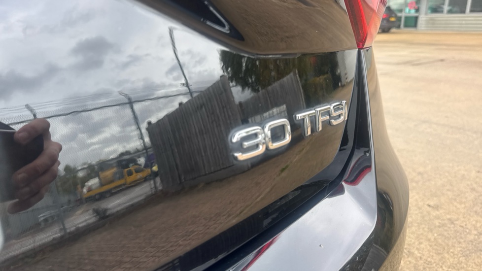 Audi Q2 30 TFSI Technik 5dr Petrol Estate - Image 37