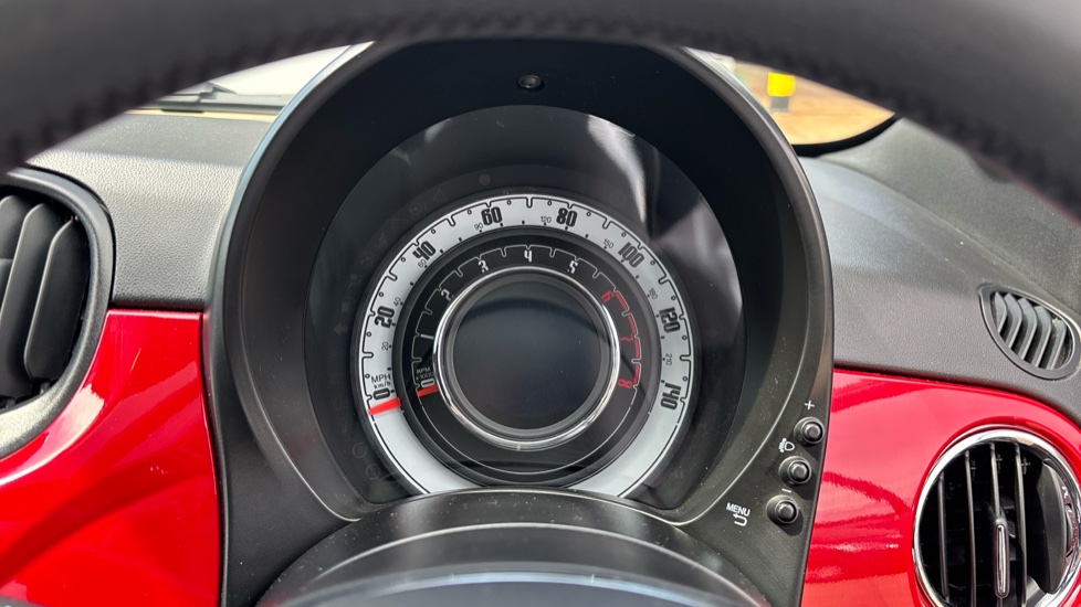 Fiat 500 1.0 Mild Hybrid Red 3dr Petrol Hatchback - Image 9