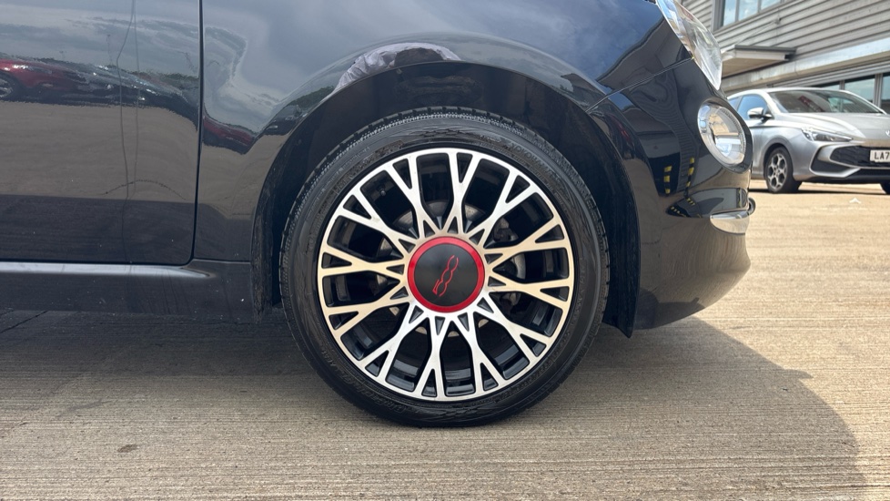 Fiat 500 1.0 Mild Hybrid Red 3dr Petrol Hatchback - Image 14