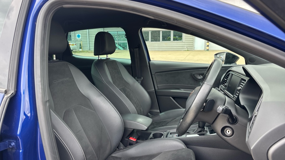 CUPRA Leon 2.0 TSI 290 Cupra [EZ] 5dr DSG Petrol Hatchback - Image 11