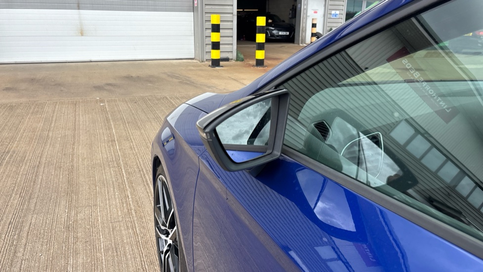 CUPRA Leon 2.0 TSI 290 Cupra [EZ] 5dr DSG Petrol Hatchback - Image 29