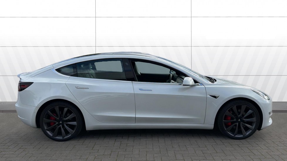 Tesla Model 3 Performance AWD 4dr [Performance Upgrade] Auto Electric Saloon - Image 3