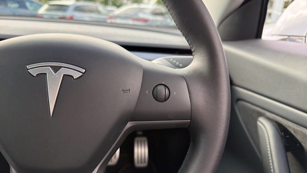 Tesla Model 3 Performance AWD 4dr [Performance Upgrade] Auto Electric Saloon - Image 18