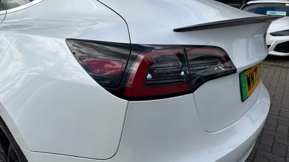Tesla Model 3 Performance AWD 4dr [Performance Upgrade] Auto Electric Saloon - Image 29