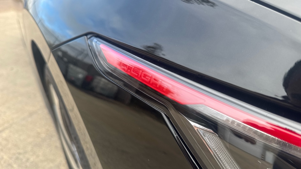 Volkswagen Golf 2.0 TSI GTI 5dr DSG Petrol Hatchback - Image 32