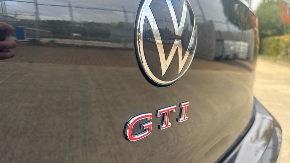 Volkswagen Golf 2.0 TSI GTI 5dr DSG Petrol Hatchback - Image 35