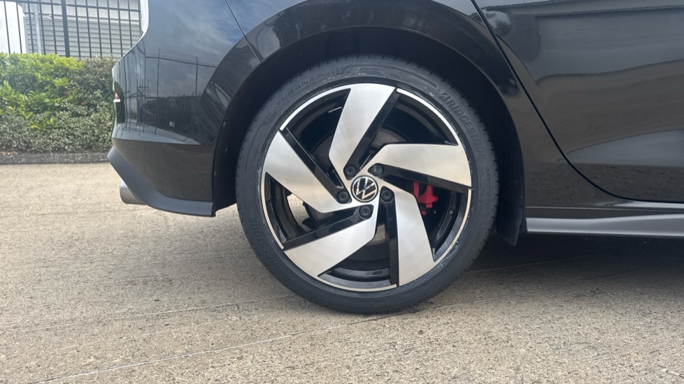 Volkswagen Golf 2.0 TSI GTI 5dr DSG Petrol Hatchback - Image 37