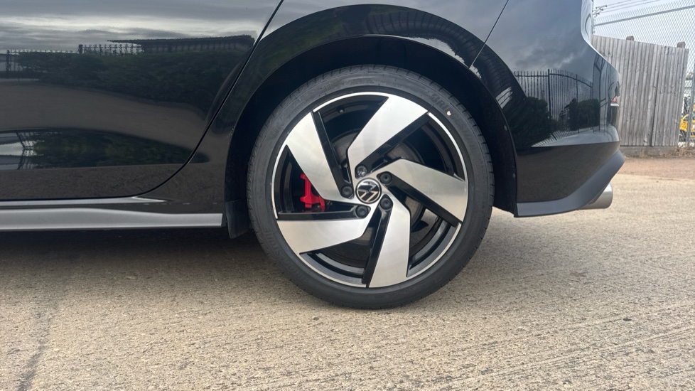 Volkswagen Golf 2.0 TSI GTI 5dr DSG Petrol Hatchback - Image 39