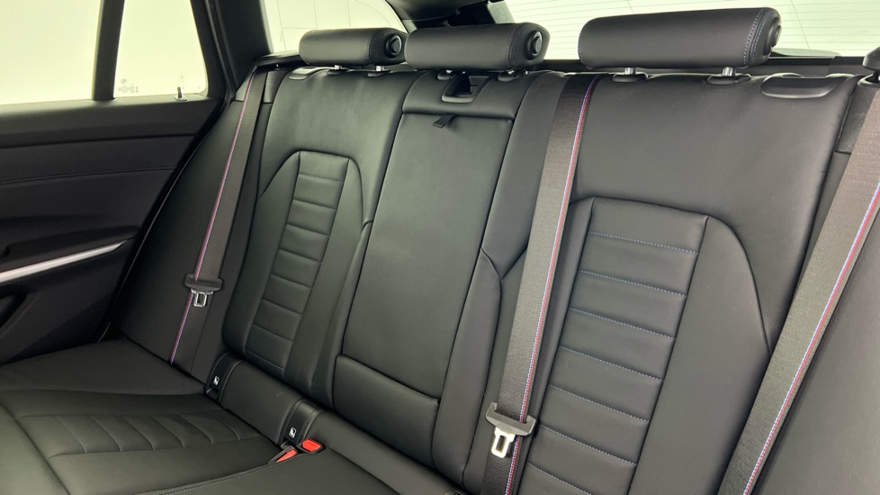 BMW 3 Series 320d MHT M Sport 5dr Step Auto [Tech/Pro Pack] Diesel Estate - Image 12