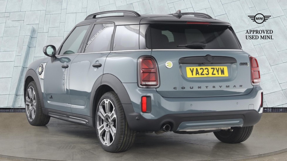 MINI Countryman 1.5 Cooper S E Exclusive ALL4 PHEV 5dr Auto Hatchback - Image 2