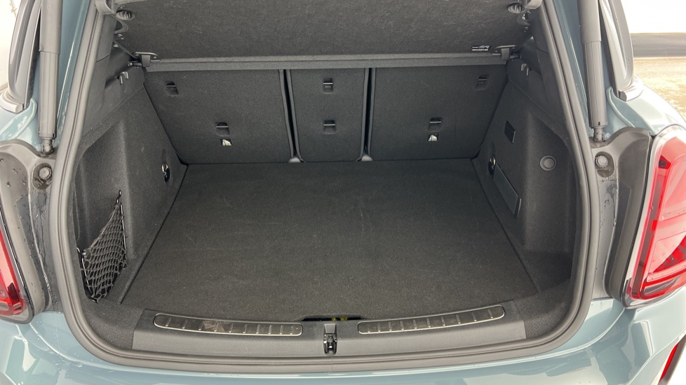 MINI Countryman 1.5 Cooper S E Exclusive ALL4 PHEV 5dr Auto Hatchback - Image 13