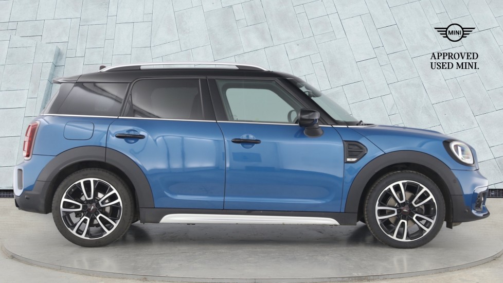 MINI Countryman 1.5 Cooper Sport 5dr Auto Petrol Hatchback - Image 3