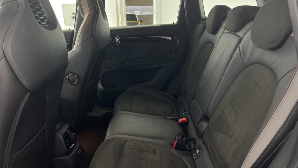 MINI Countryman 1.5 Cooper Sport 5dr Auto Petrol Hatchback - Image 12