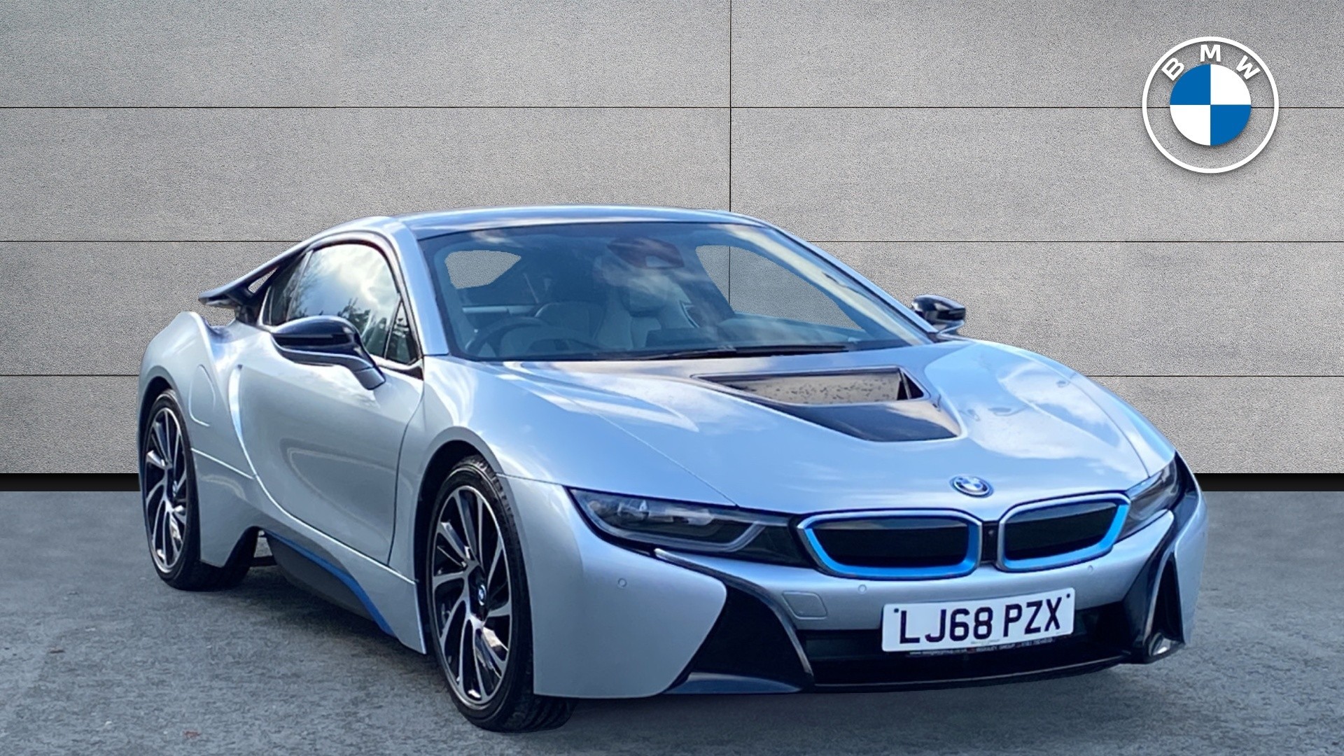 2018 BMW i8 listed at £0