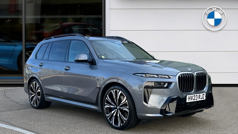 2023 BMW X7