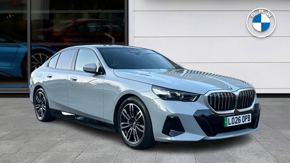 2026 BMW i5