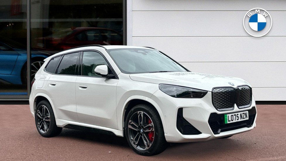 2025 BMW iX1