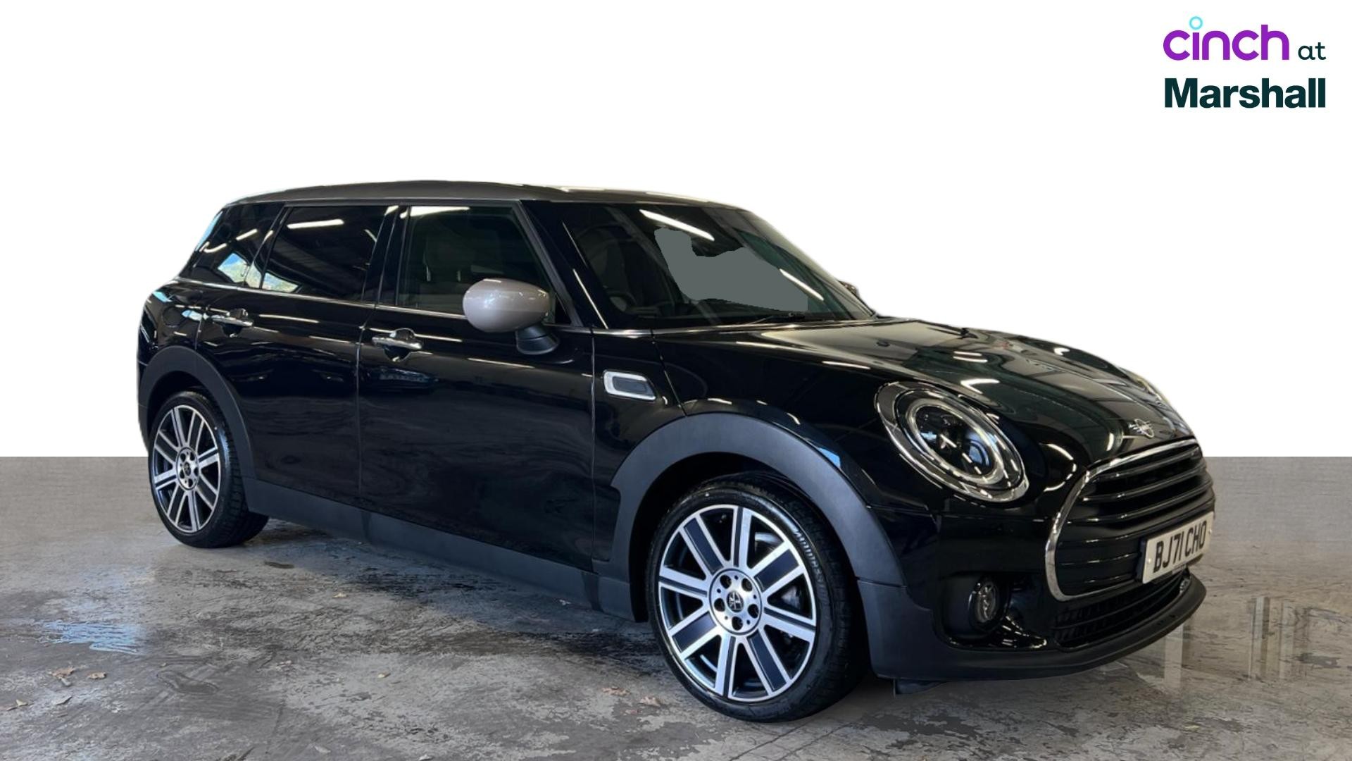 MINI Clubman listing photo