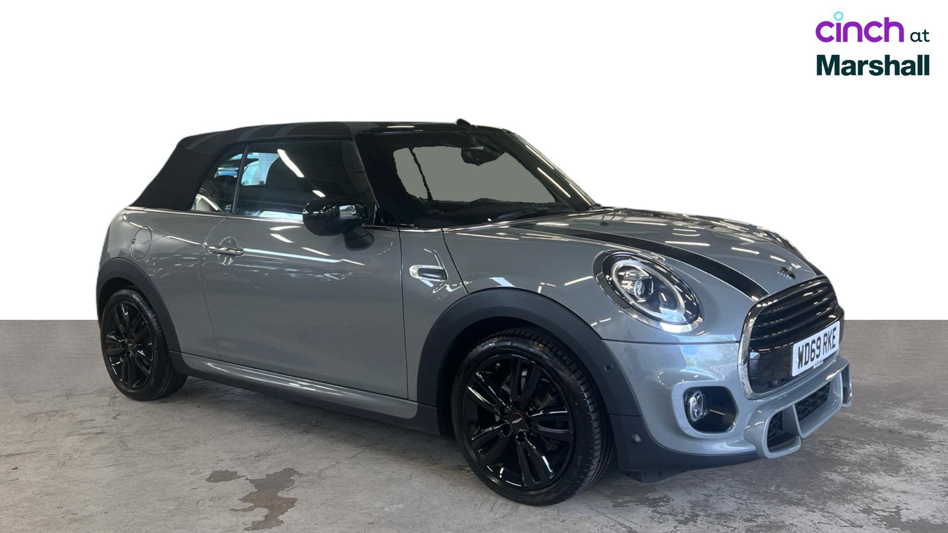 MINI Convertible listing photo