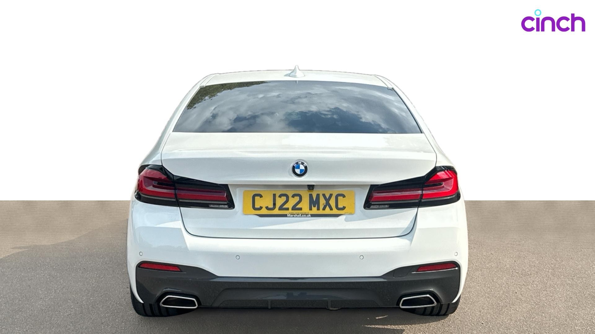 Used 2022 WHITE BMW 5 Series 520d MHT M Sport 4dr Step Auto 