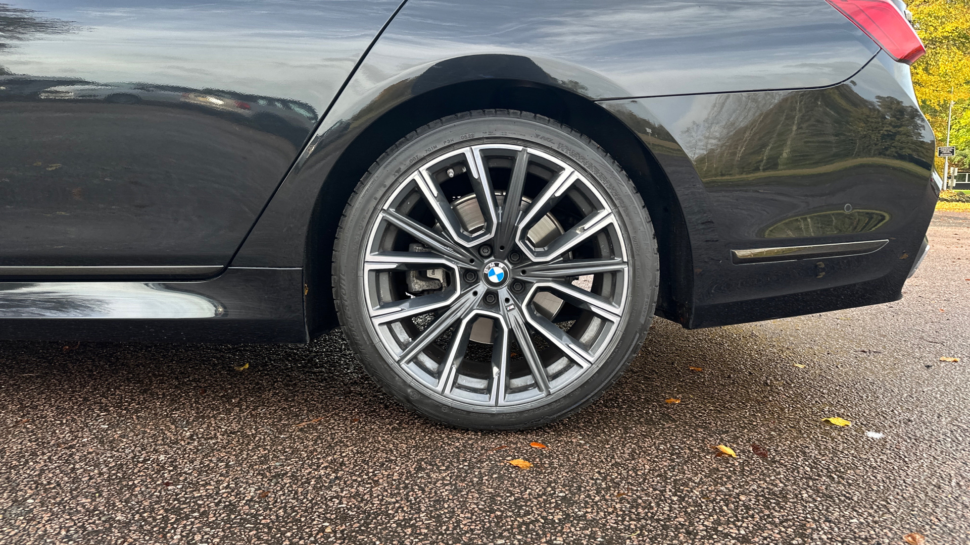 Used 2020 BLACK BMW 7 Series 730d M Sport 4dr Auto, 69,150 miles 