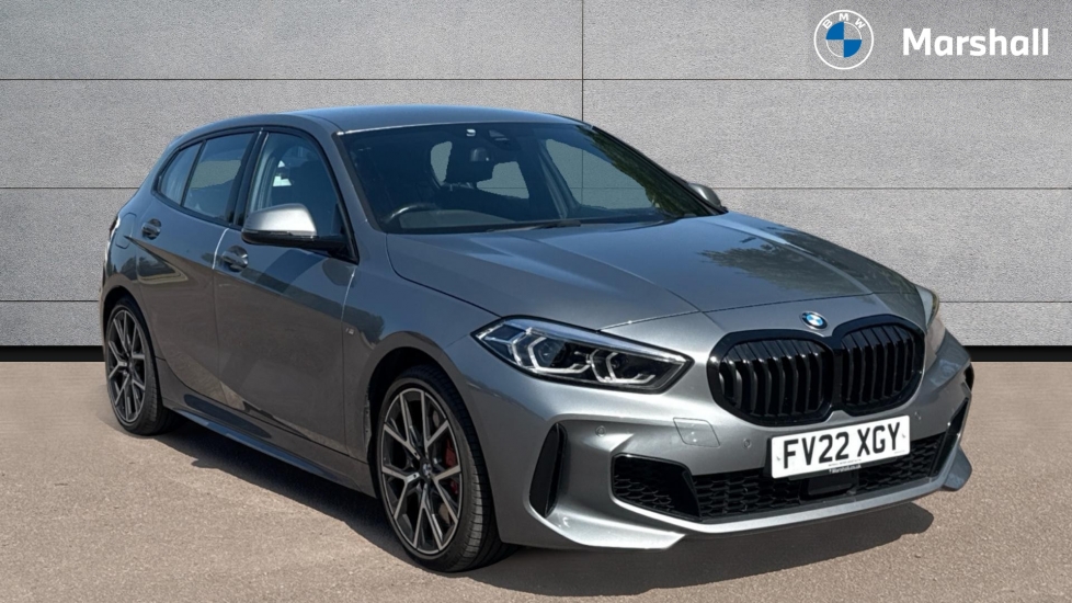 BMW 1 SERIES
