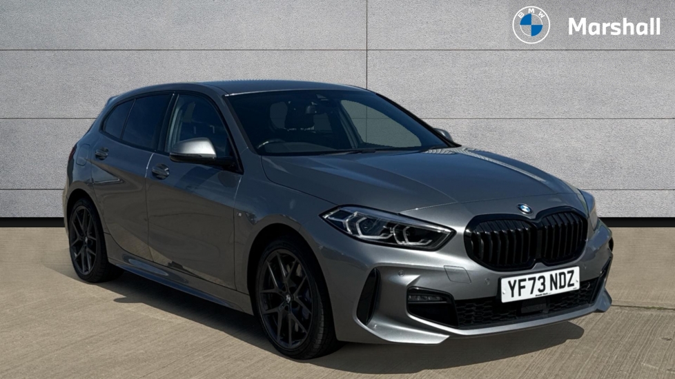 BMW 1 SERIES