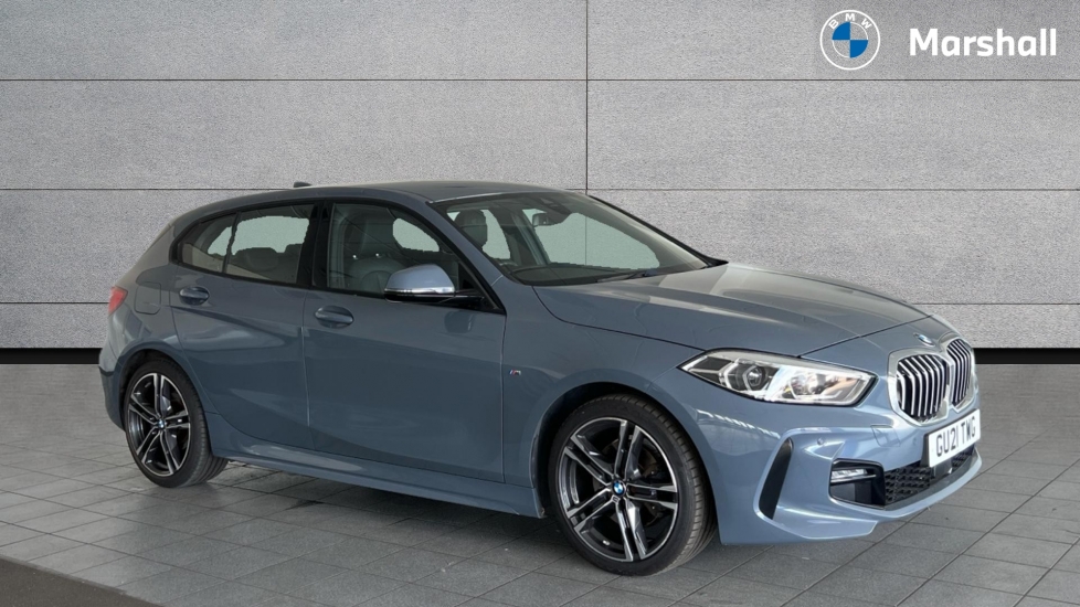 BMW 1 SERIES