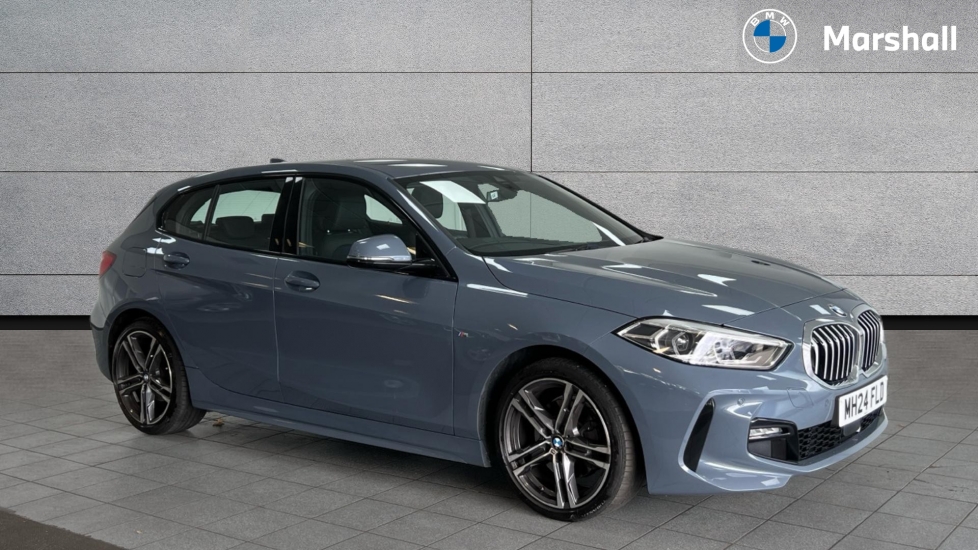 BMW 1 SERIES