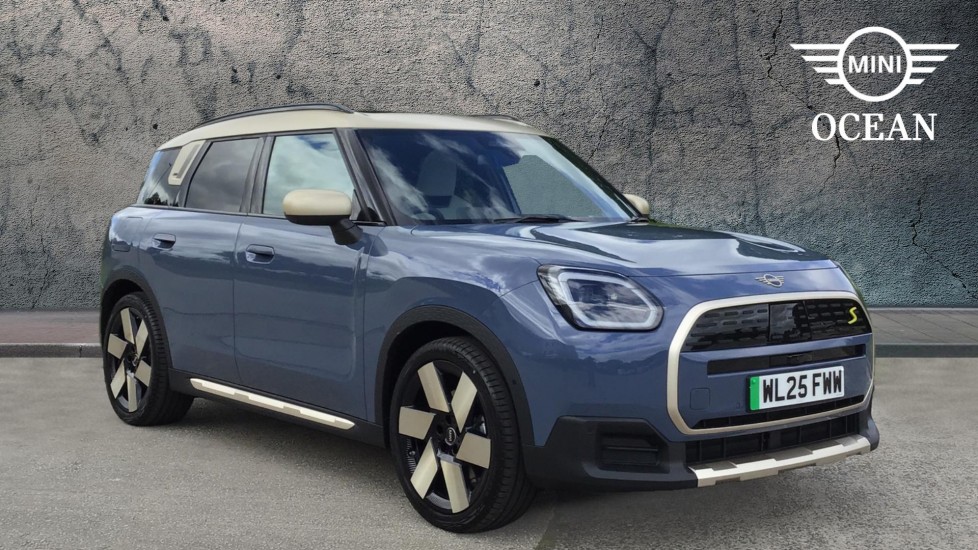 2025 MINI COUNTRYMAN