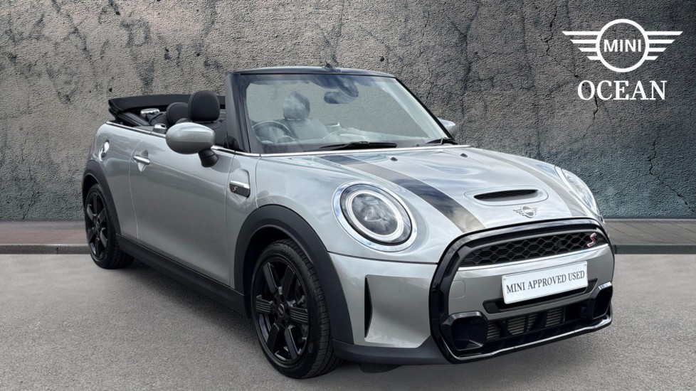 2022 MINI CONVERTIBLE