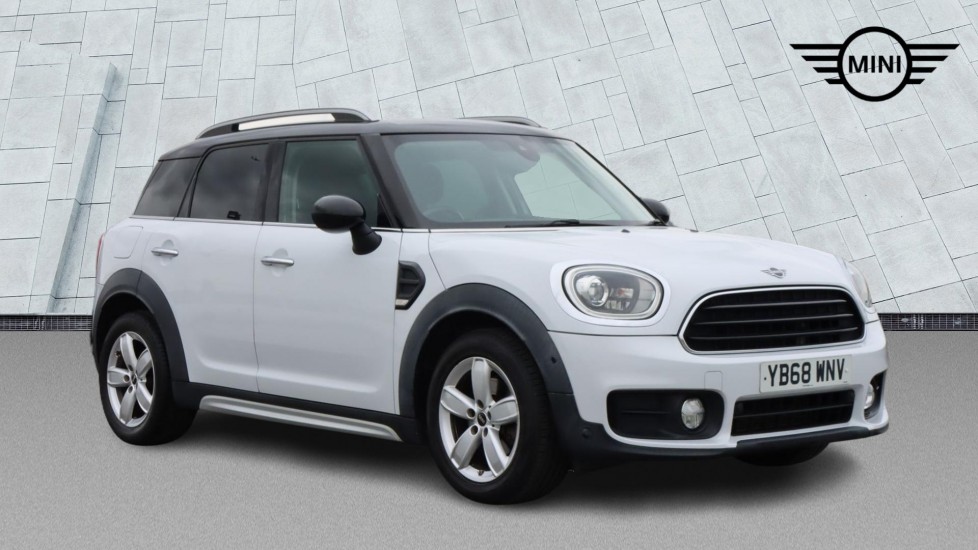 2018 MINI COUNTRYMAN