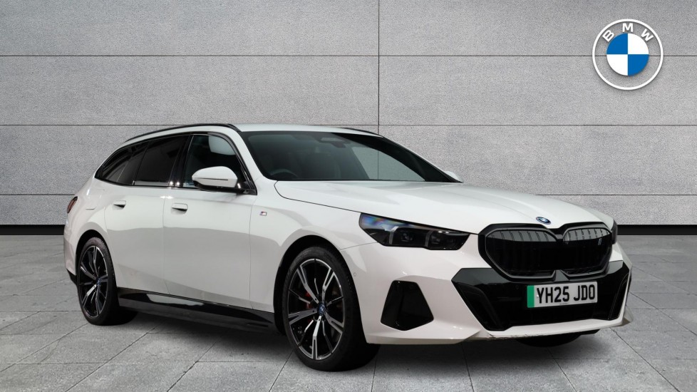 2025 BMW i5