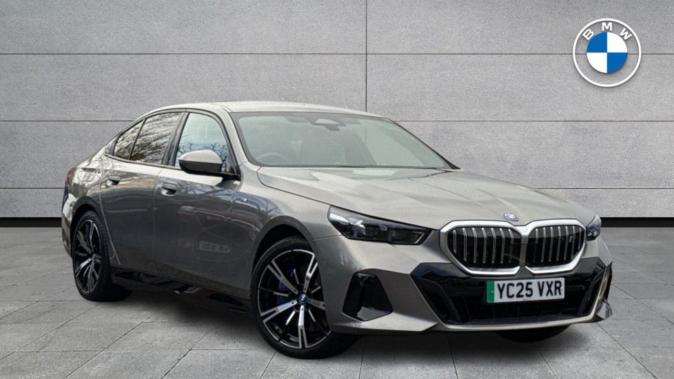 2025 BMW i5