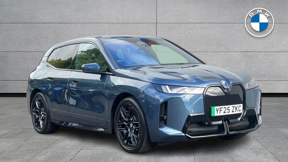 2025 BMW iX