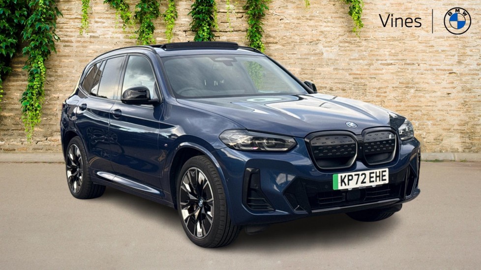 2022 BMW iX3