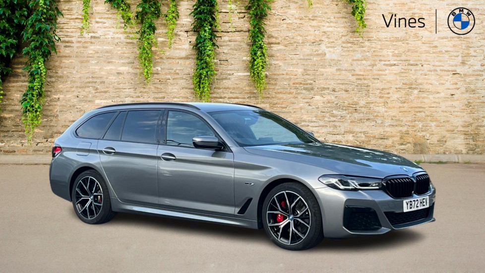 2022 BMW 5 Series