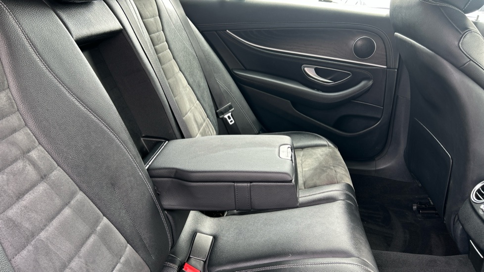 Mercedes-Benz E-Class E220d AMG Line 5dr 9G-Tronic Diesel Estate - Image 32