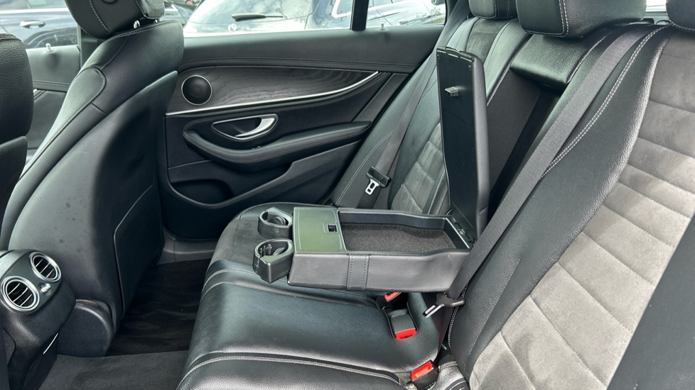 Mercedes-Benz E-Class E220d AMG Line 5dr 9G-Tronic Diesel Estate - Image 33