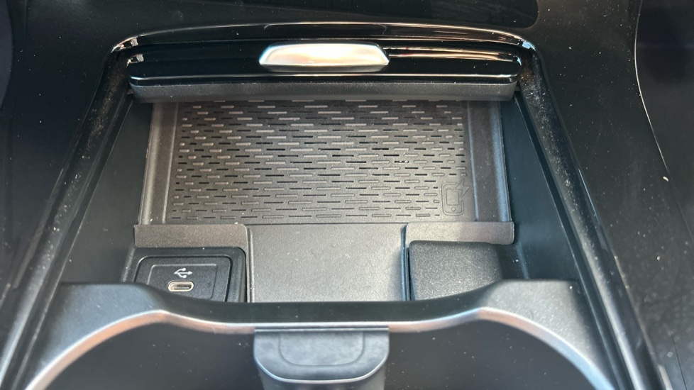 Mercedes-Benz A-Class A200 AMG Line Premium Plus 5dr Auto Petrol Hatchback - Image 37