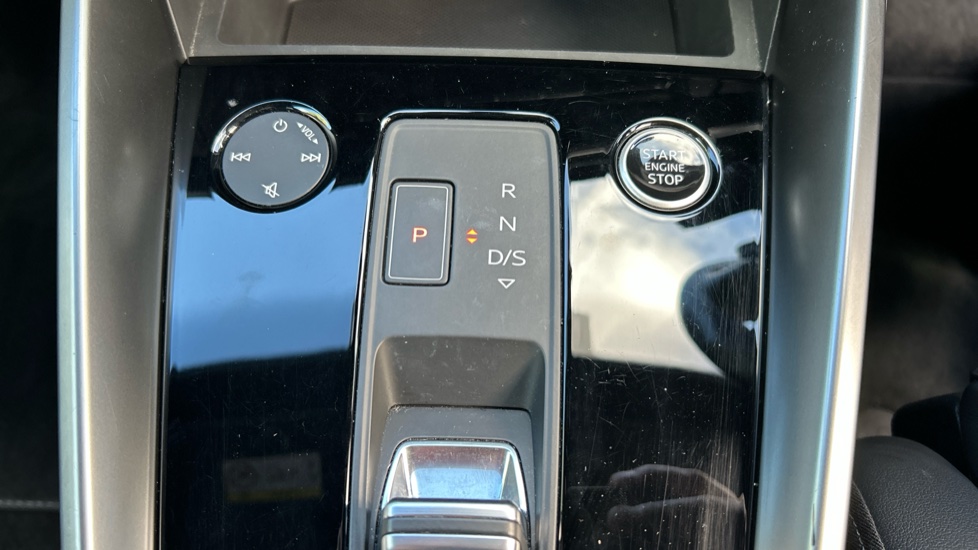 Audi A3 35 TFSI Edition 1 4dr Petrol Saloon - Image 27