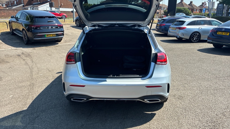 Mercedes-Benz A-Class A250e AMG Line 5dr Auto Hatchback - Image 4