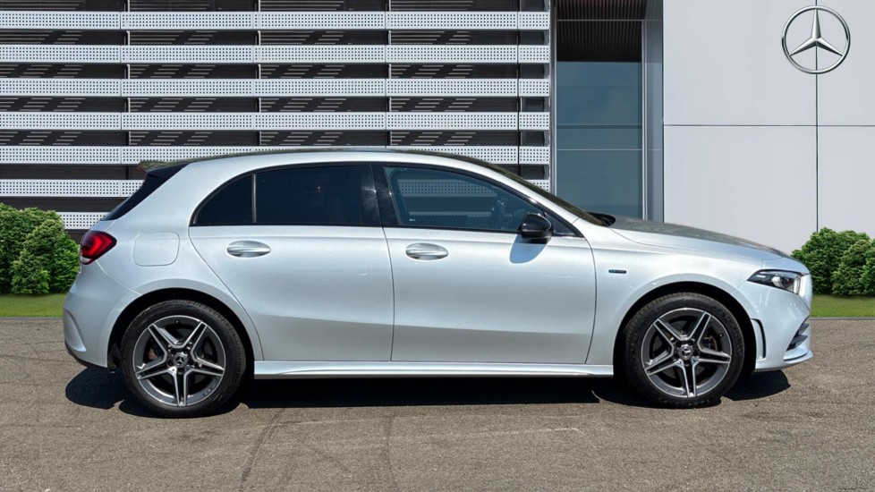 Mercedes-Benz A-Class A250e AMG Line 5dr Auto Hatchback - Image 5