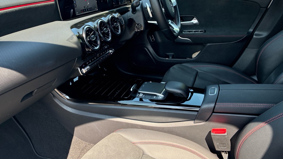Mercedes-Benz A-Class A250e AMG Line 5dr Auto Hatchback - Image 13