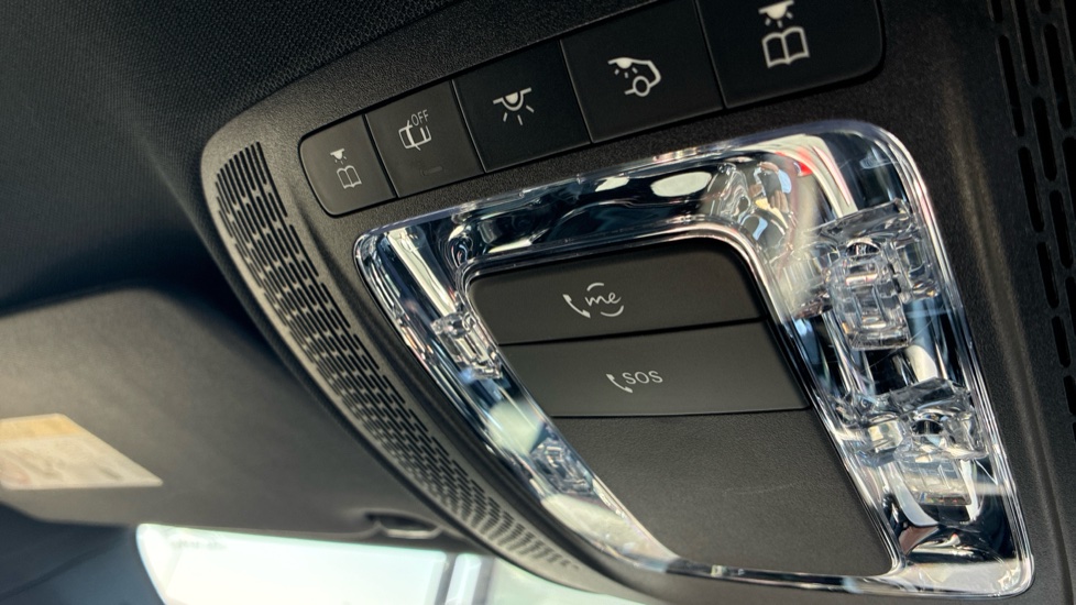 Mercedes-Benz A-Class A250e AMG Line 5dr Auto Hatchback - Image 28